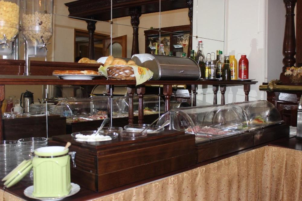 Spa Hotel Purkyne 카를로비바리 외부 사진